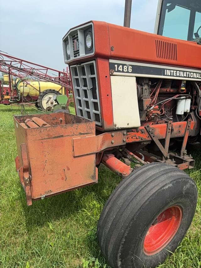 Image of International Harvester 1486 equipment image 2