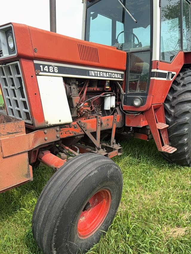 Image of International Harvester 1486 equipment image 1