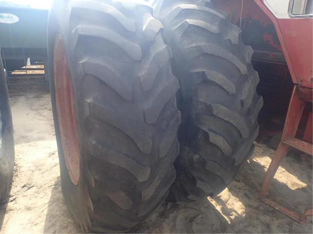 Image of International Harvester 1486 equipment image 4