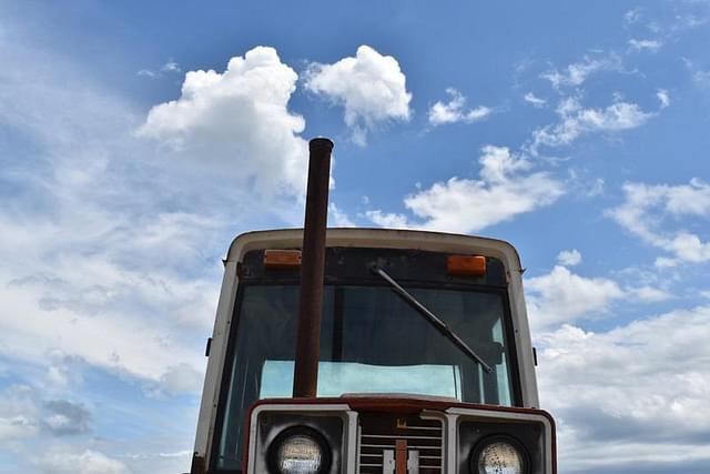 Image of International Harvester 1486 equipment image 4