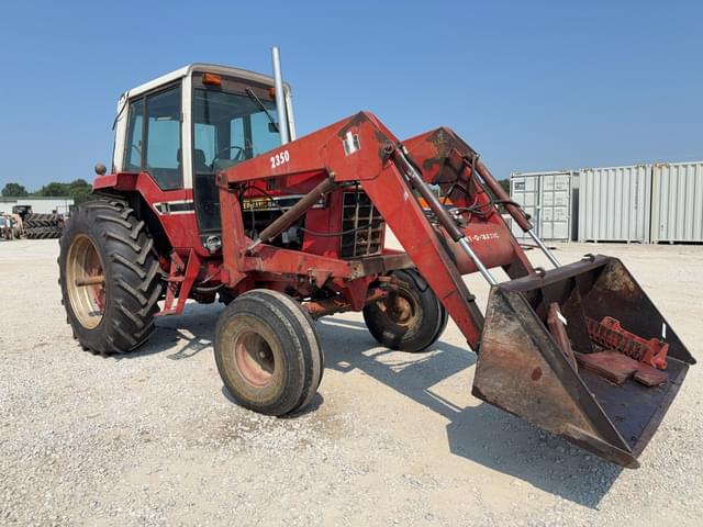 Image of International Harvester 1486 equipment image 2