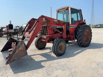Main image International Harvester 1486