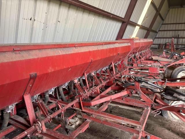 Image of International Harvester 150 equipment image 4