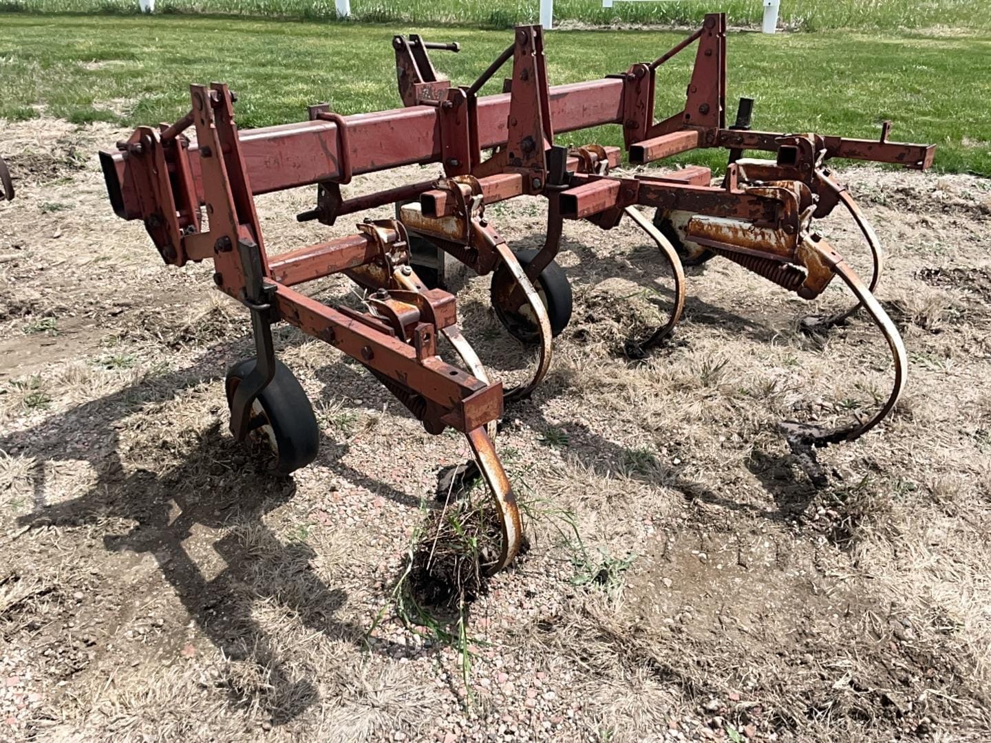 Main image International Harvester 153