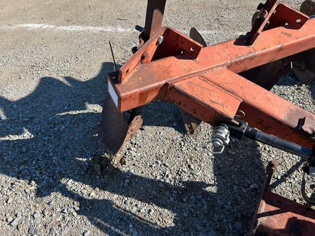 Image of International 155 equipment image 2