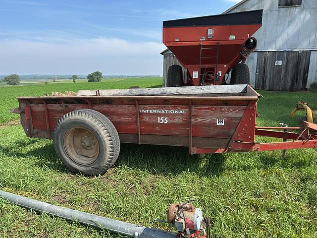Image of International Harvester 155 equipment image 1