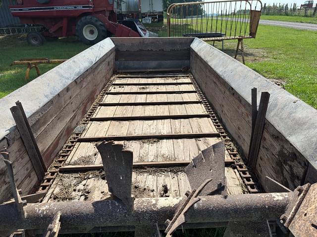 Image of International Harvester 155 equipment image 4