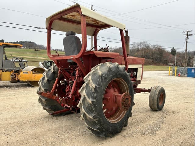 Image of International Harvester 1566 equipment image 4