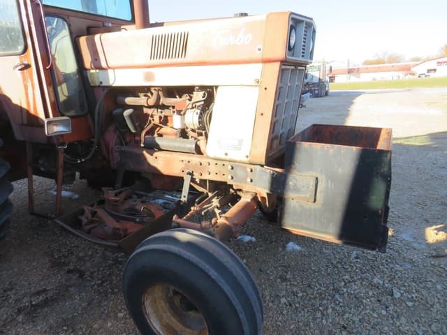 Image of International Harvester 1566 equipment image 1