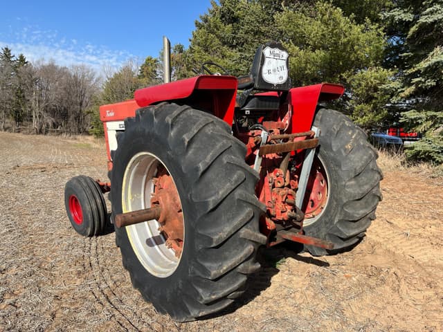 Image of International Harvester 1566 equipment image 4