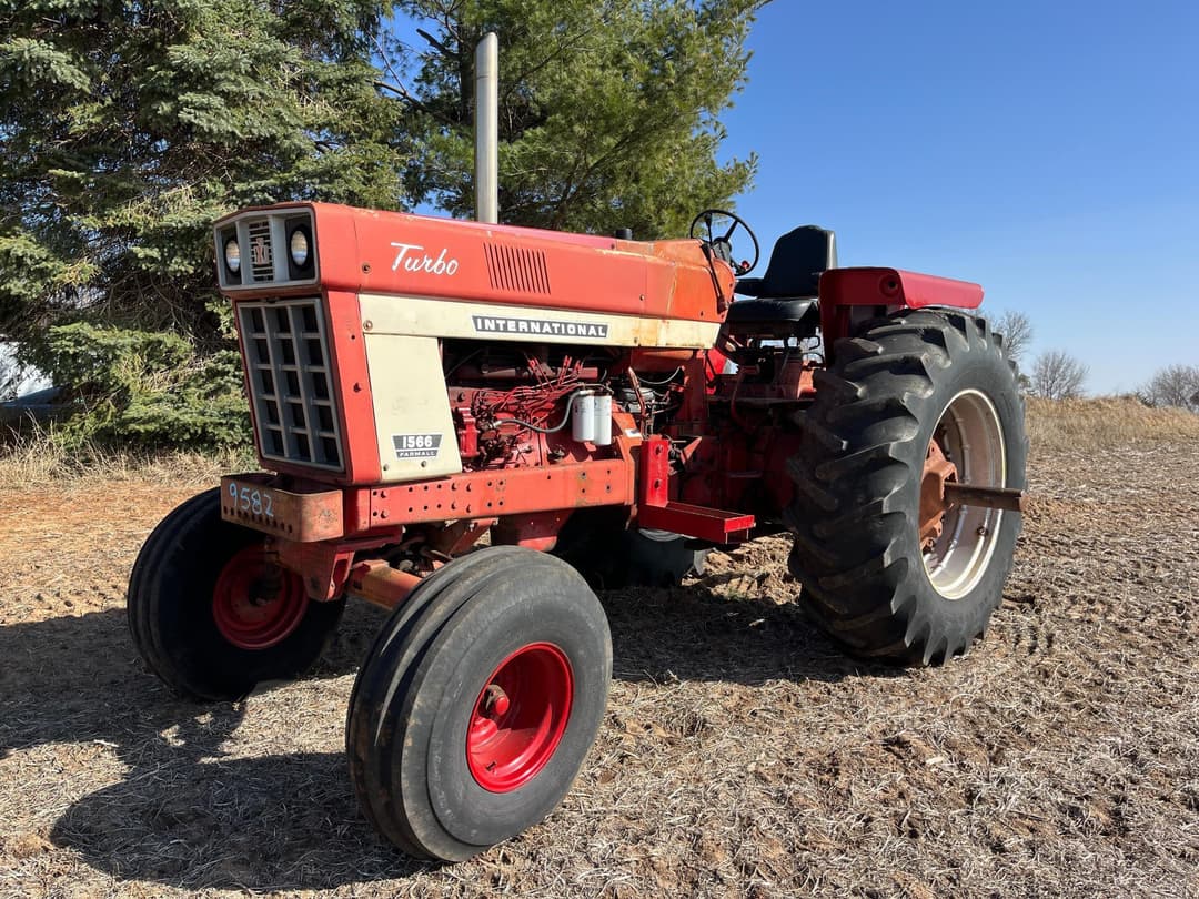 Image of International Harvester 1566 Primary image