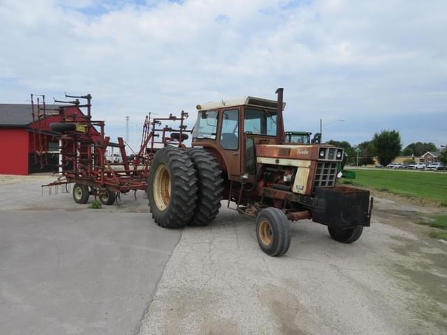 Image of International Harvester 1566 equipment image 2