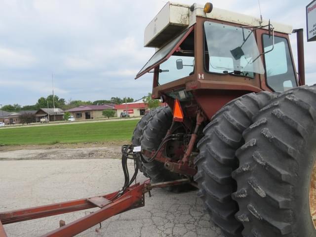 Image of International Harvester 1566 equipment image 4
