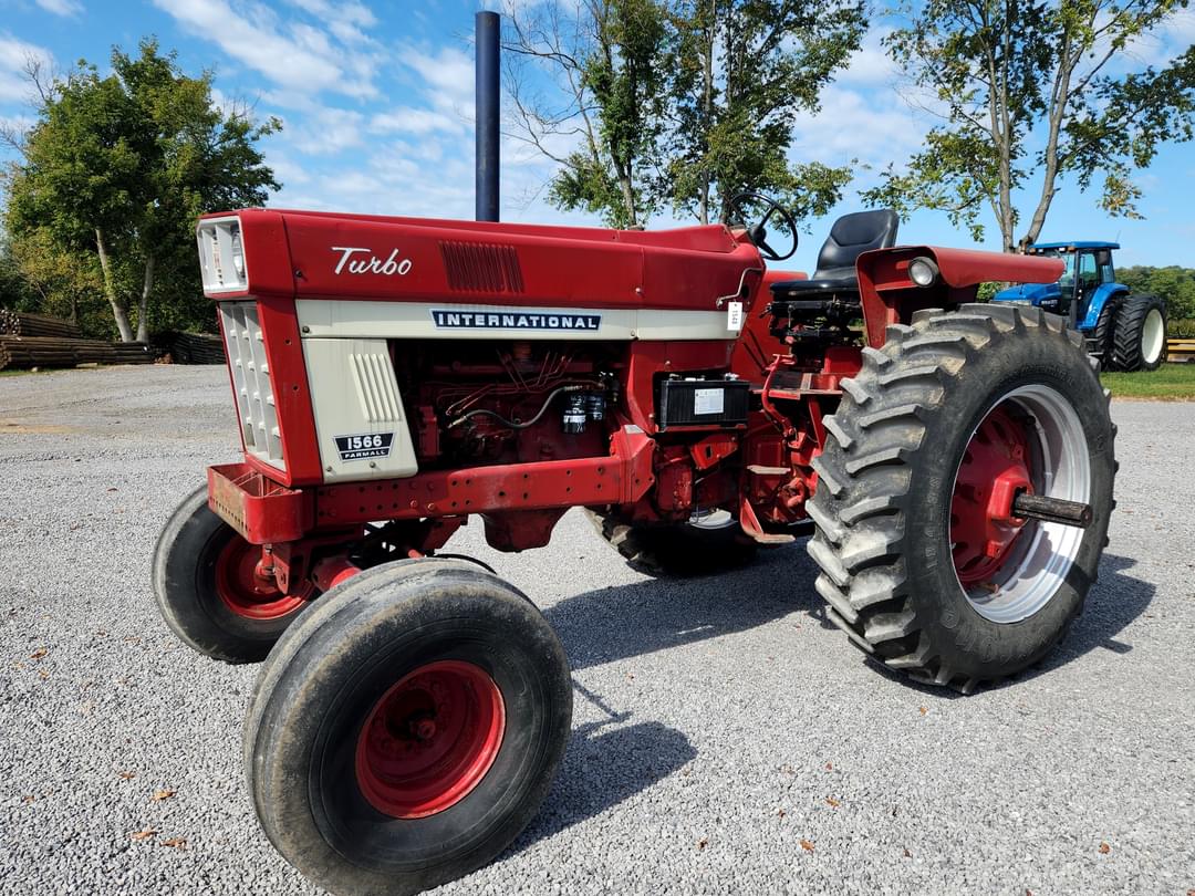 Image of International Harvester 1566 Primary image
