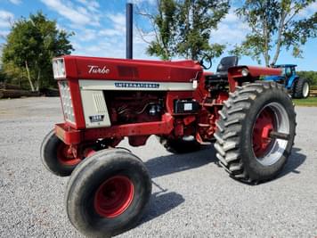Main image International Harvester 1566