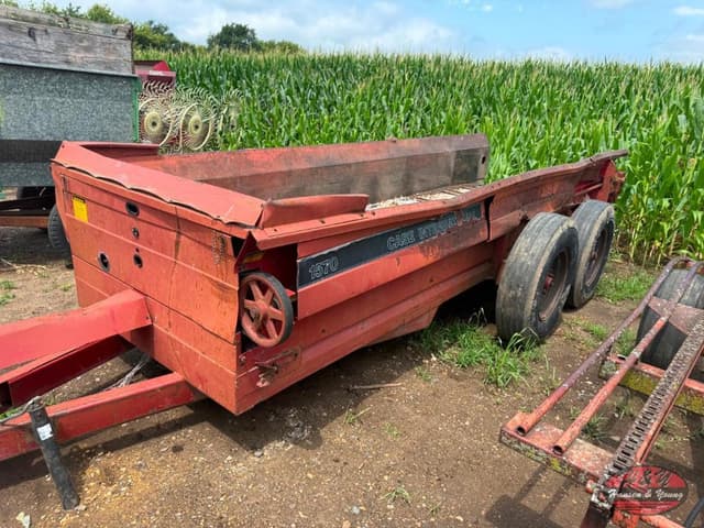 Image of International Harvester 1570 equipment image 4