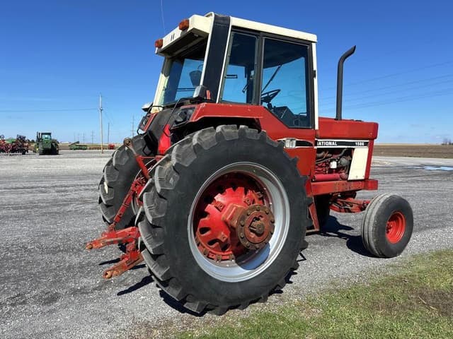 Image of International Harvester 1586 equipment image 3