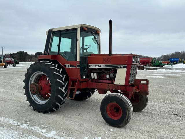 Image of International Harvester 1586 equipment image 3
