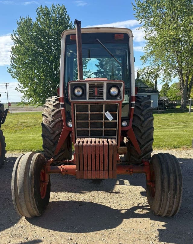 Image of International Harvester 1586 equipment image 1