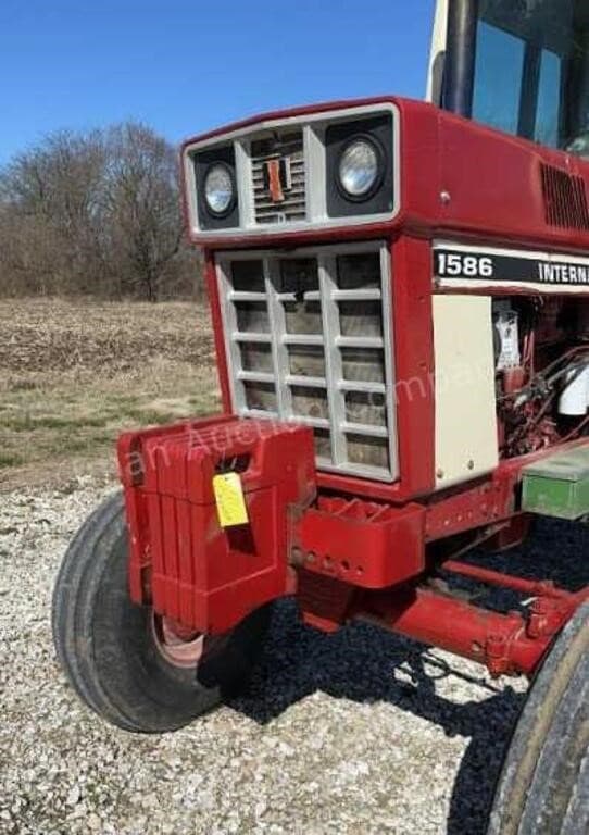 Image of International Harvester 1586 equipment image 1