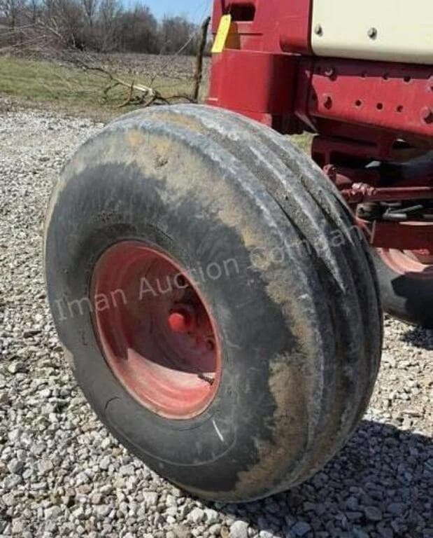 Image of International Harvester 1586 equipment image 2