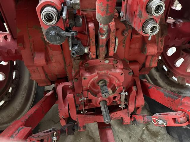 Image of International Harvester 1586 equipment image 1
