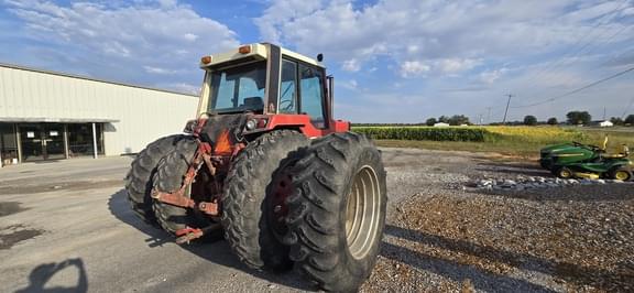 Image of International Harvester 1586 equipment image 3