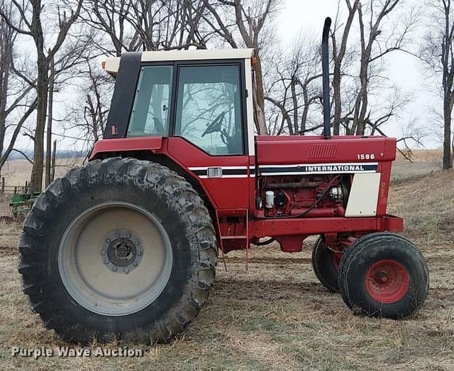 Image of International Harvester 1586 equipment image 3