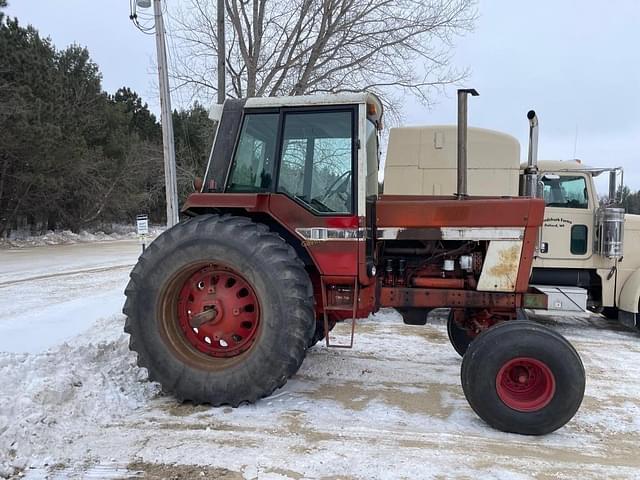 Image of International Harvester 1586 equipment image 3