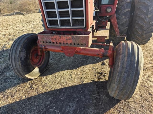 Image of International Harvester 1586 equipment image 2