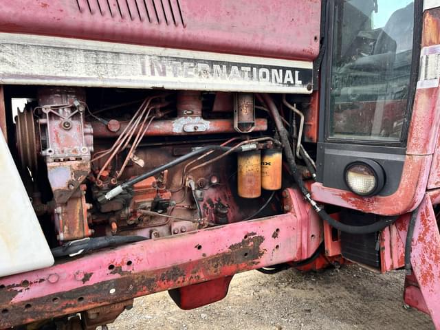 Image of International Harvester 1586 equipment image 4