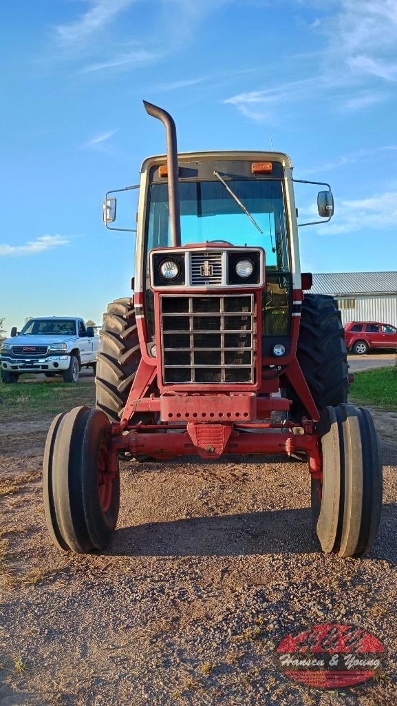 Image of International Harvester 1586 equipment image 2