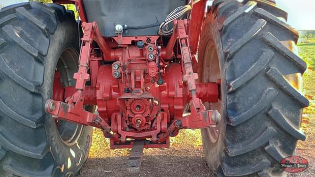 Image of International Harvester 1586 equipment image 4