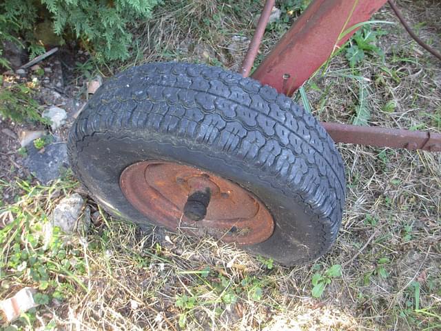 Image of International Harvester 16 equipment image 4