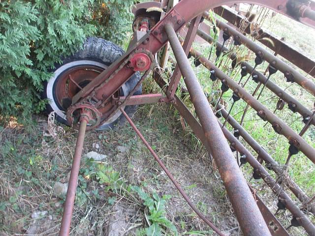 Image of International Harvester 16 equipment image 3