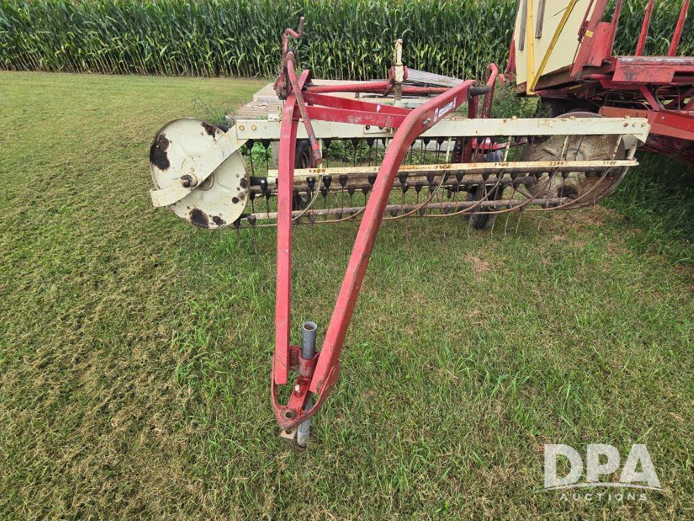 Image of International Harvester 16 Image 0