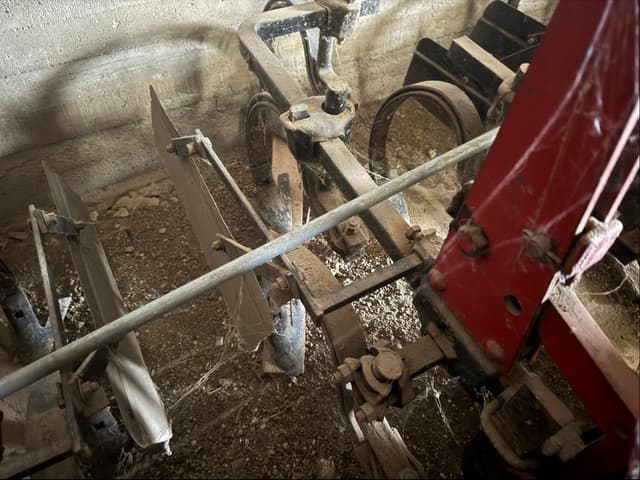 Image of International Harvester 163 equipment image 4