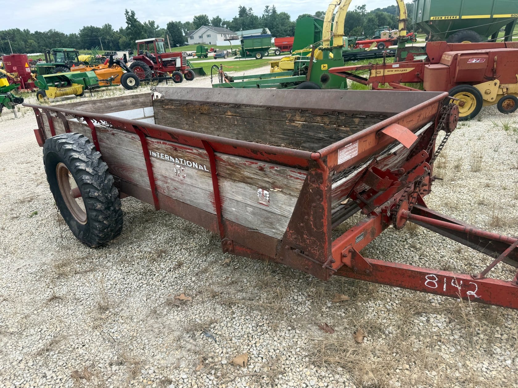 International Harvester 175 Equipment Image0