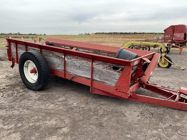 Image of International Harvester 175 equipment image 2