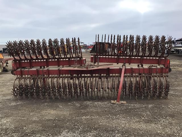 Image of International Harvester 181 equipment image 2