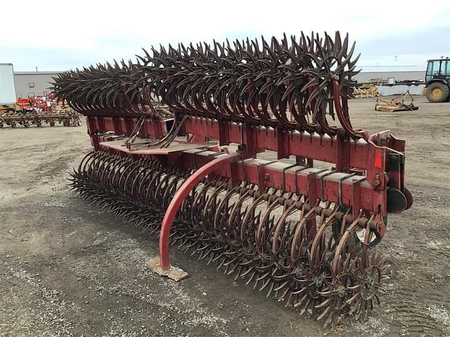 Image of International Harvester 181 equipment image 1