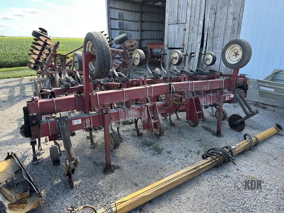 Image of International Harvester 183 Primary image