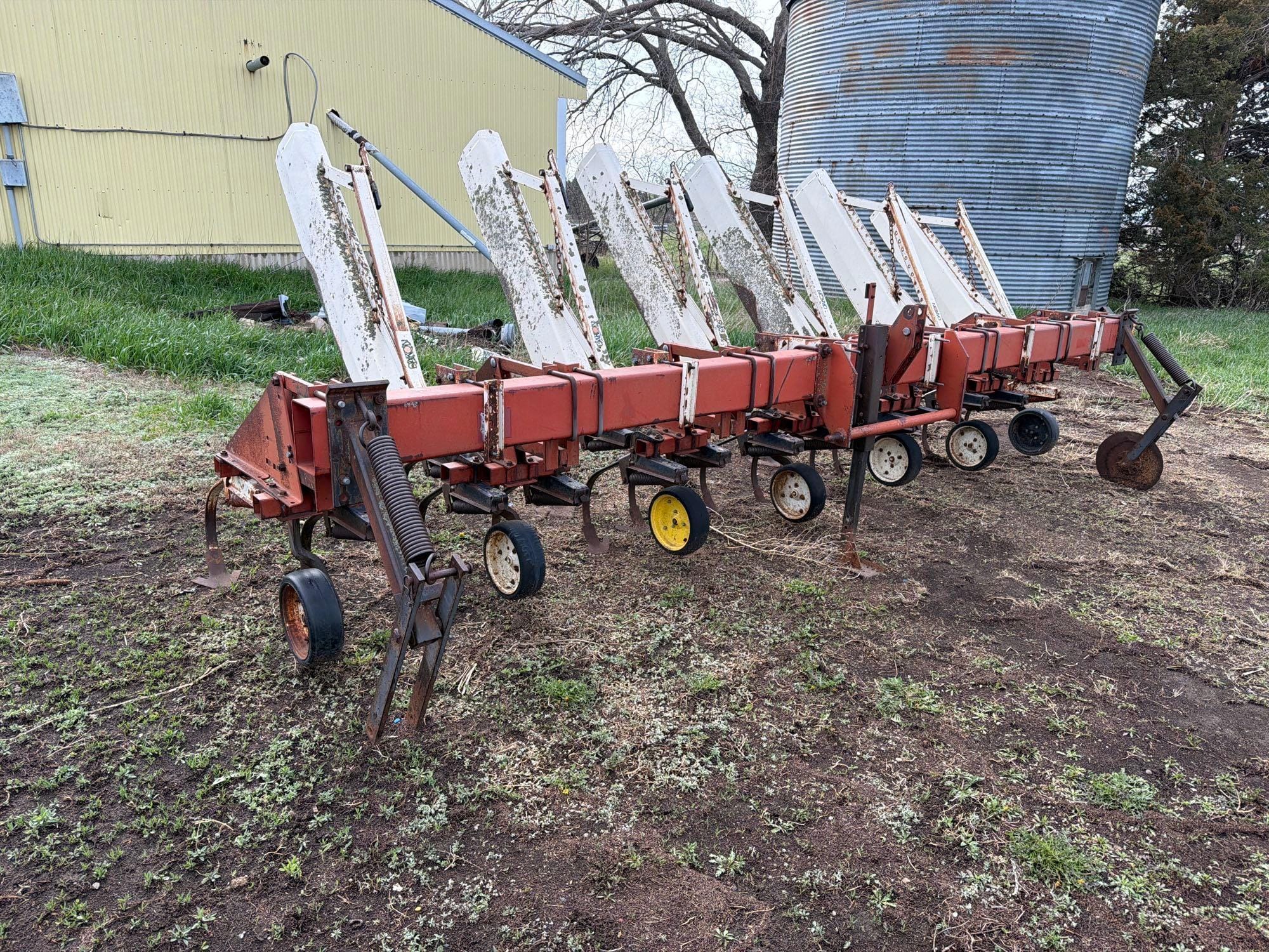 International Harvester 183 Equipment Image0