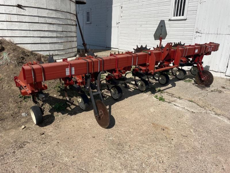 International Harvester 183 Equipment Image0