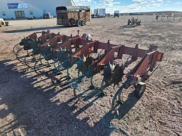 Main image International Harvester 183