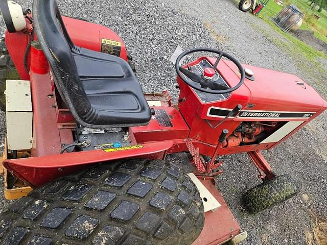 Image of International Harvester 184 equipment image 3