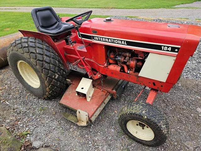 Image of International Harvester 184 equipment image 2
