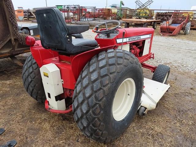 Image of International Harvester 184 equipment image 3