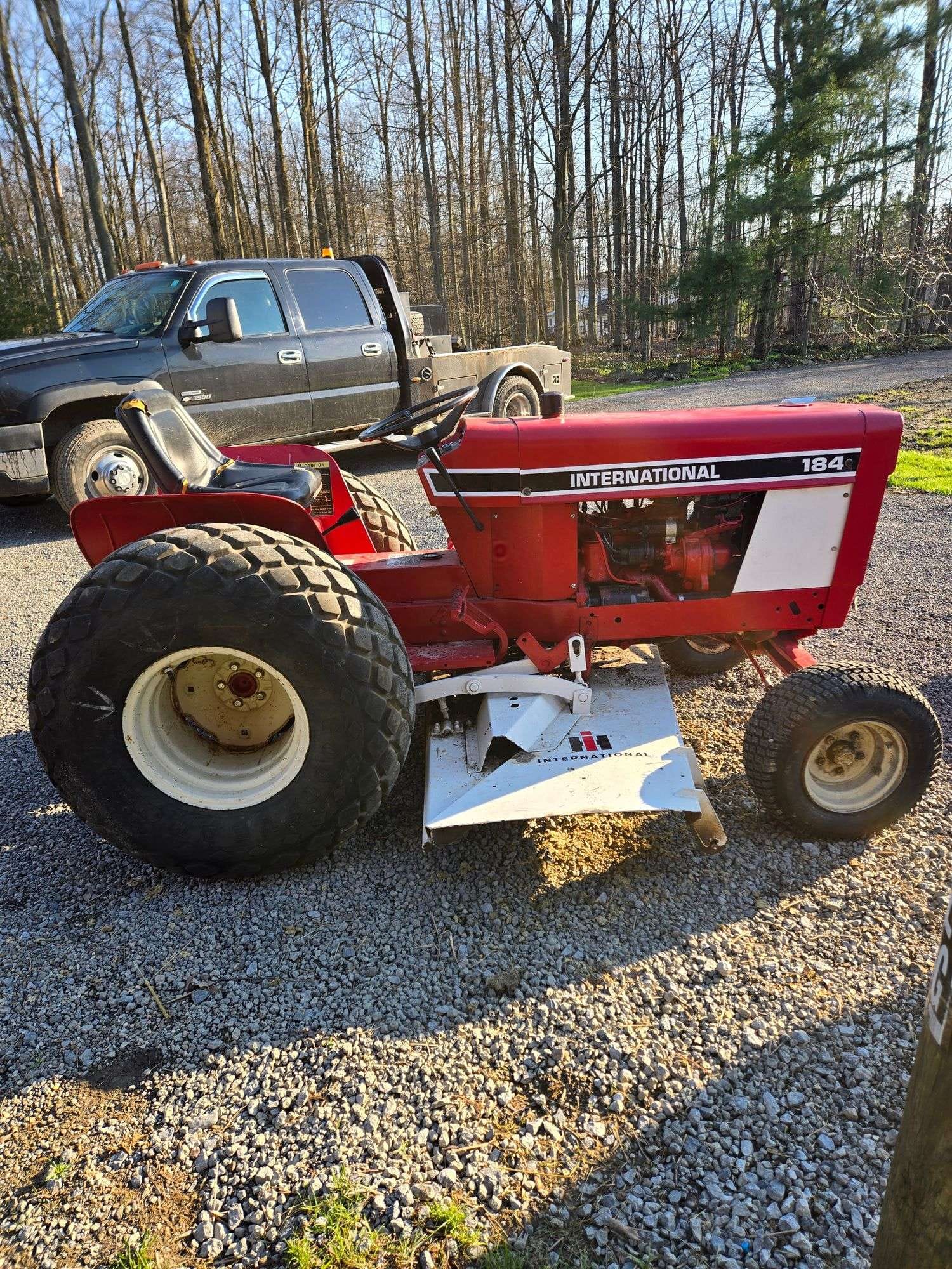 International Harvester 184 Equipment Image0