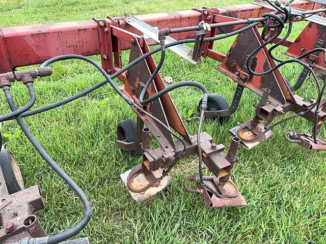 Image of International Undetermined equipment image 3